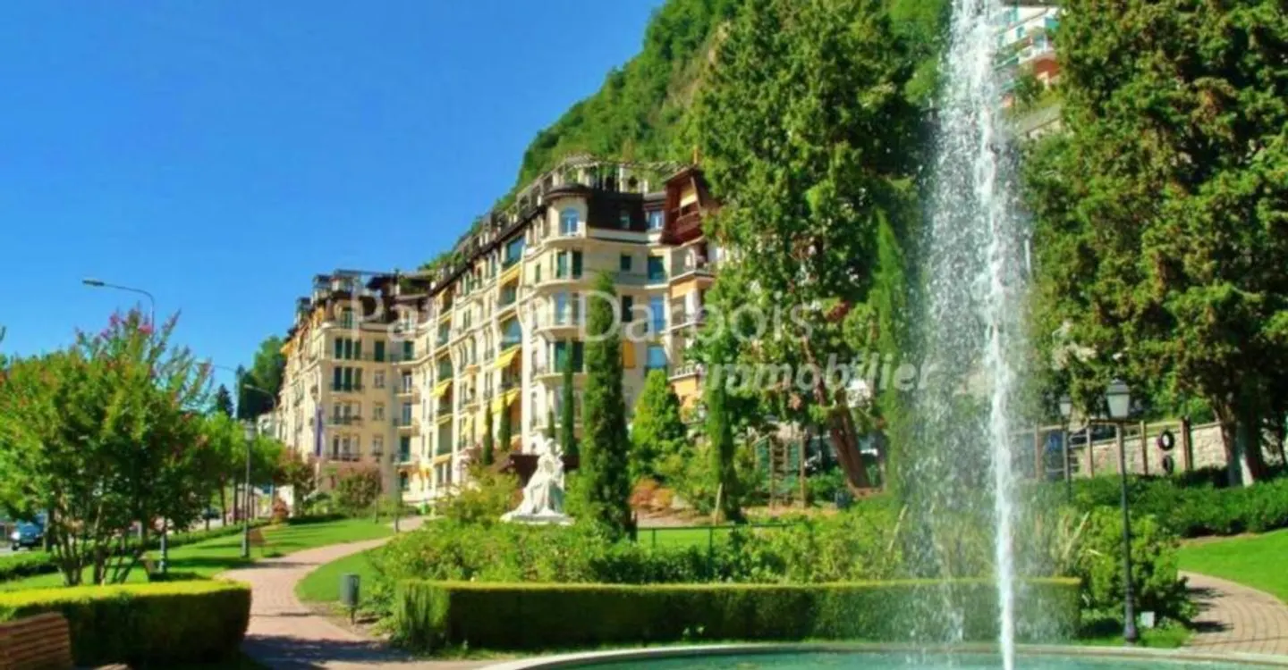Appartement de Luxe avec Vue sur le Lac - Photo 3 sur 11