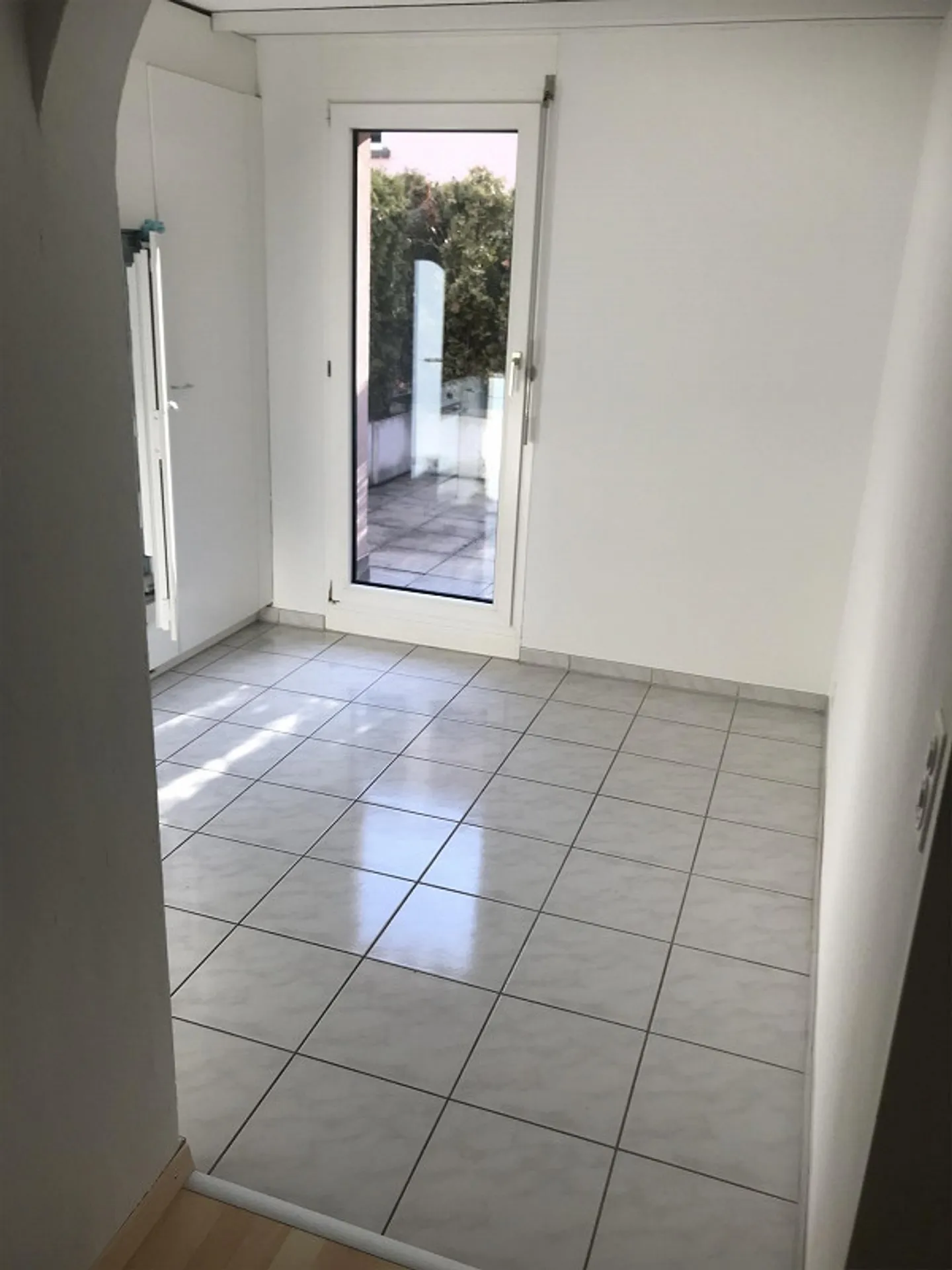 Appartement en duplex de 3,5 pièces intéressant - Photo 4 sur 10