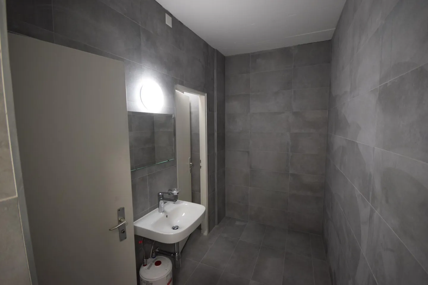 Spazio Industriale a Meyrin - Foto 5 di 5