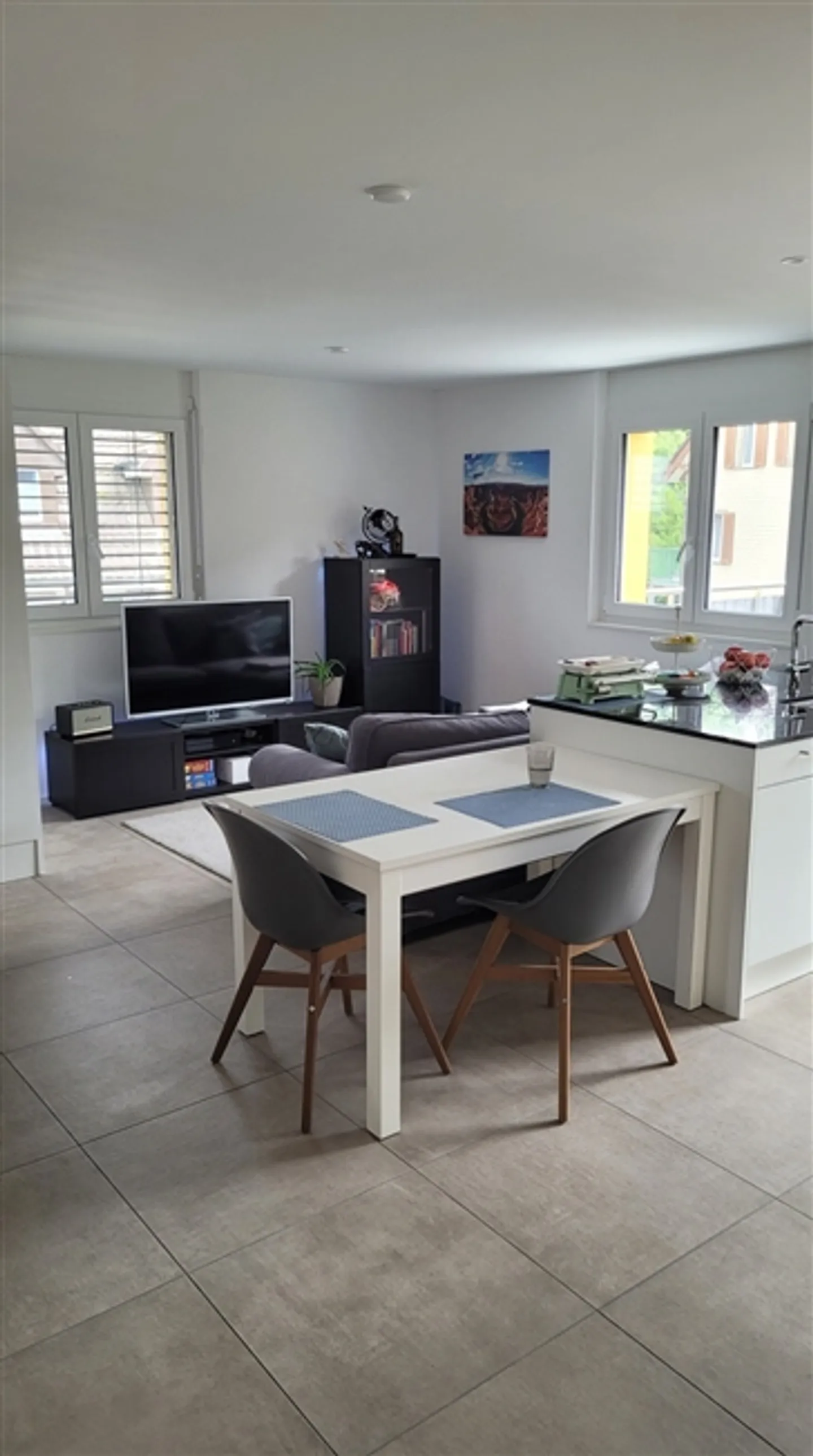 «2½ ZI-WOHNUNG IN KREUZLINGEN (TG), MÖBLIERT, TEMPORÄR» - Foto 1 von 7