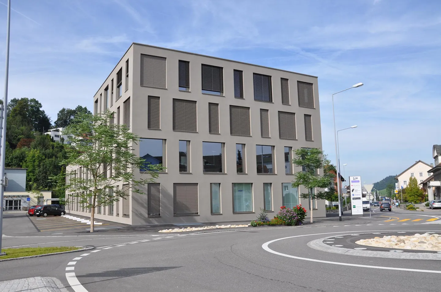 Posizione centrale per uffici e studi terapeutici - Foto 1 di 9