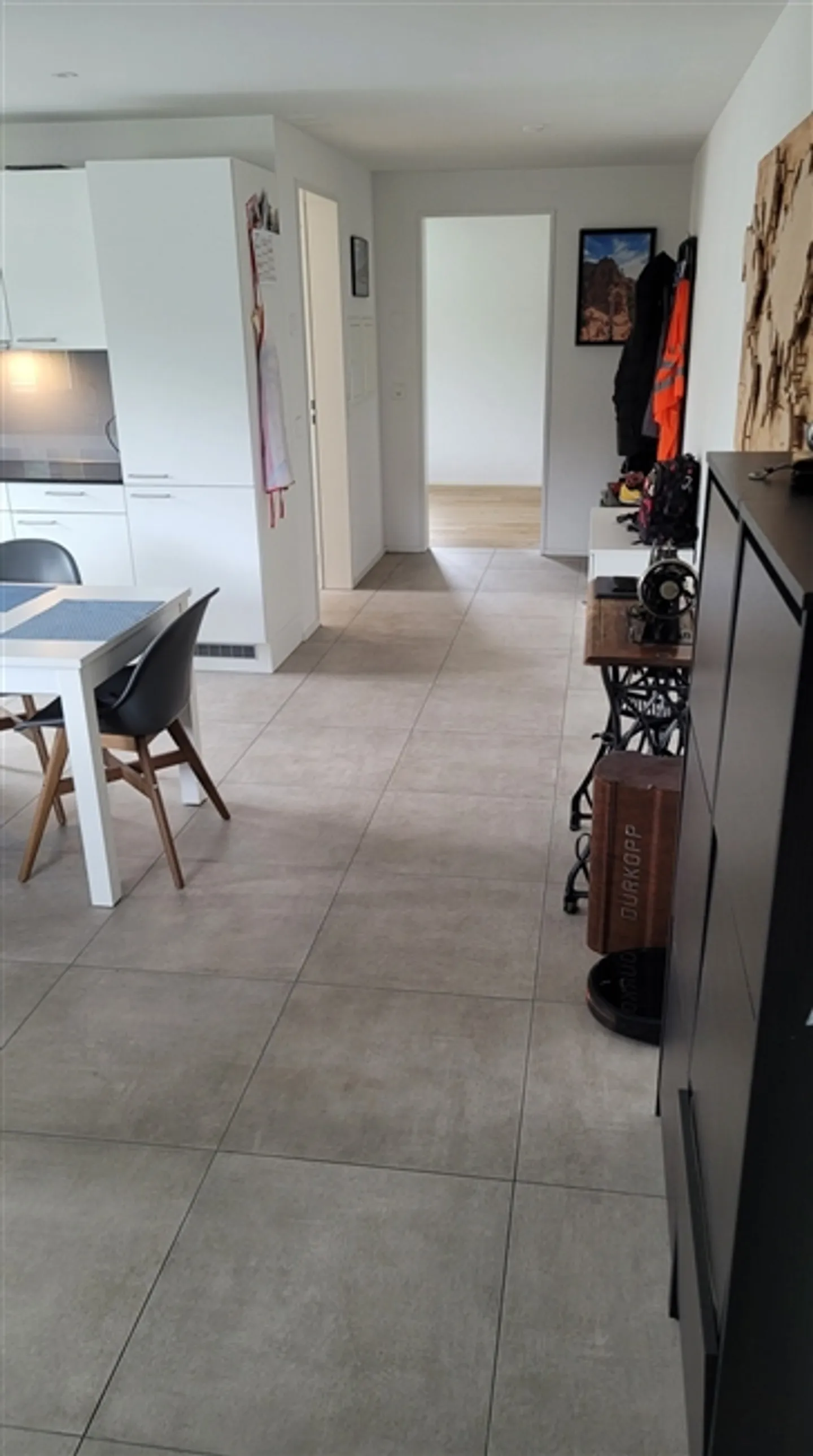 «2½ ZI-WOHNUNG IN KREUZLINGEN (TG), MÖBLIERT, TEMPORÄR» - Foto 3 von 7