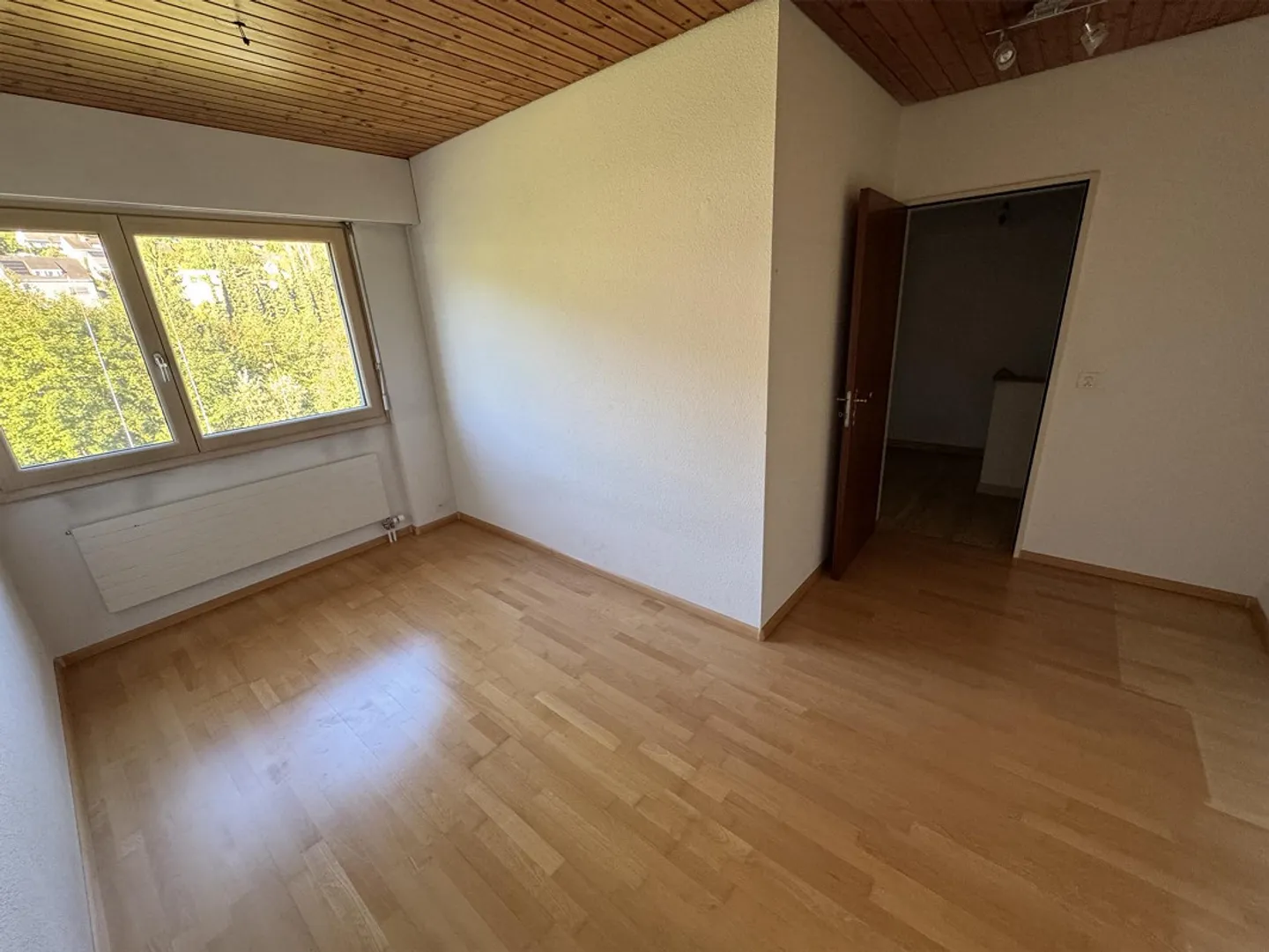 Casa nel verde con vicina connessione ai trasporti pubblici per Basilea - Foto 6 di 11
