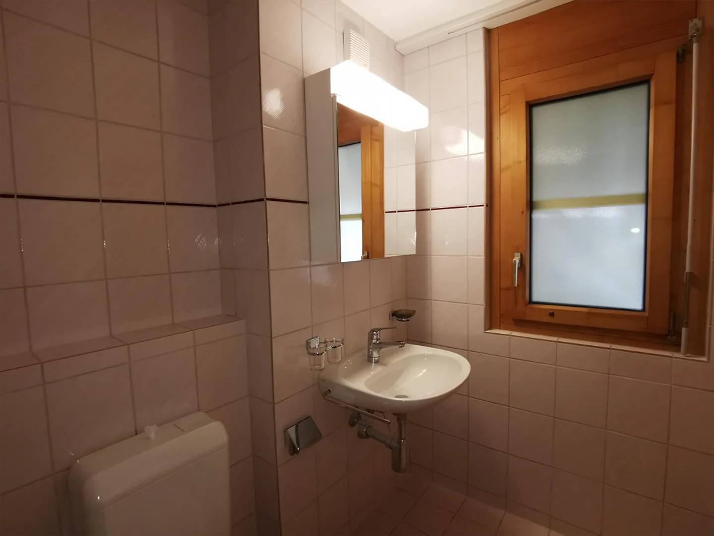 Belle appartement d'une chambre dans une zone de loisirs avec transports en commun - Photo 8 sur 13