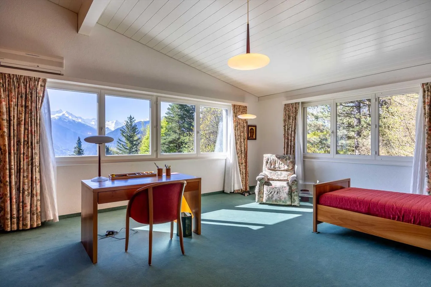 Villa with 18 rooms - Photo 6 of 13