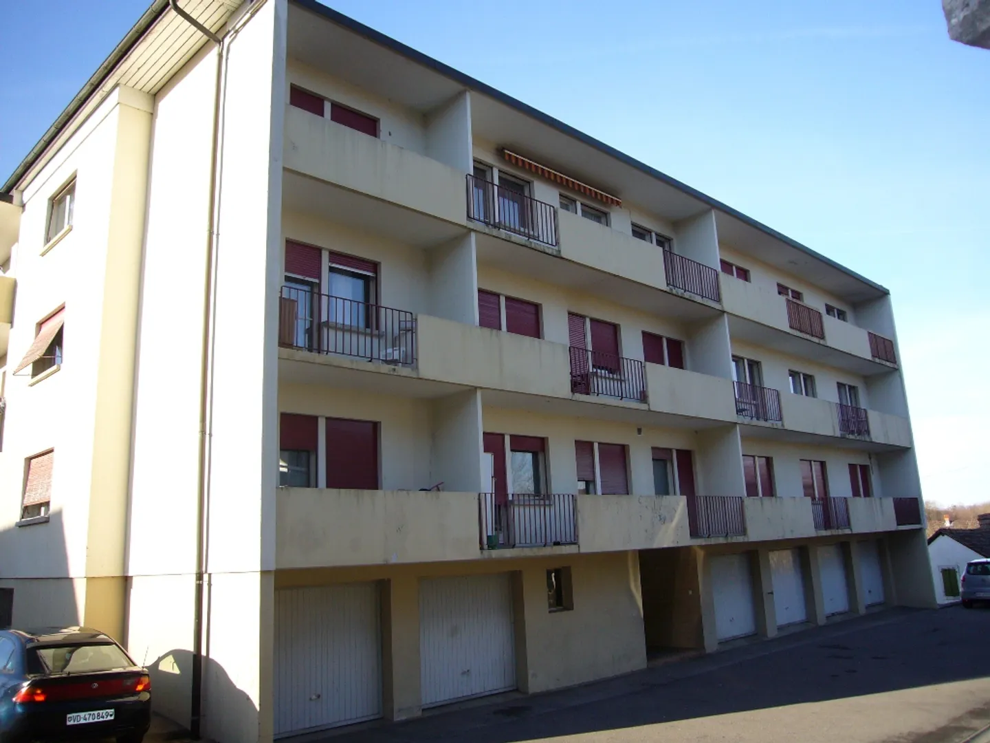 Charming Renovated Apartment - Photo 1 of 8