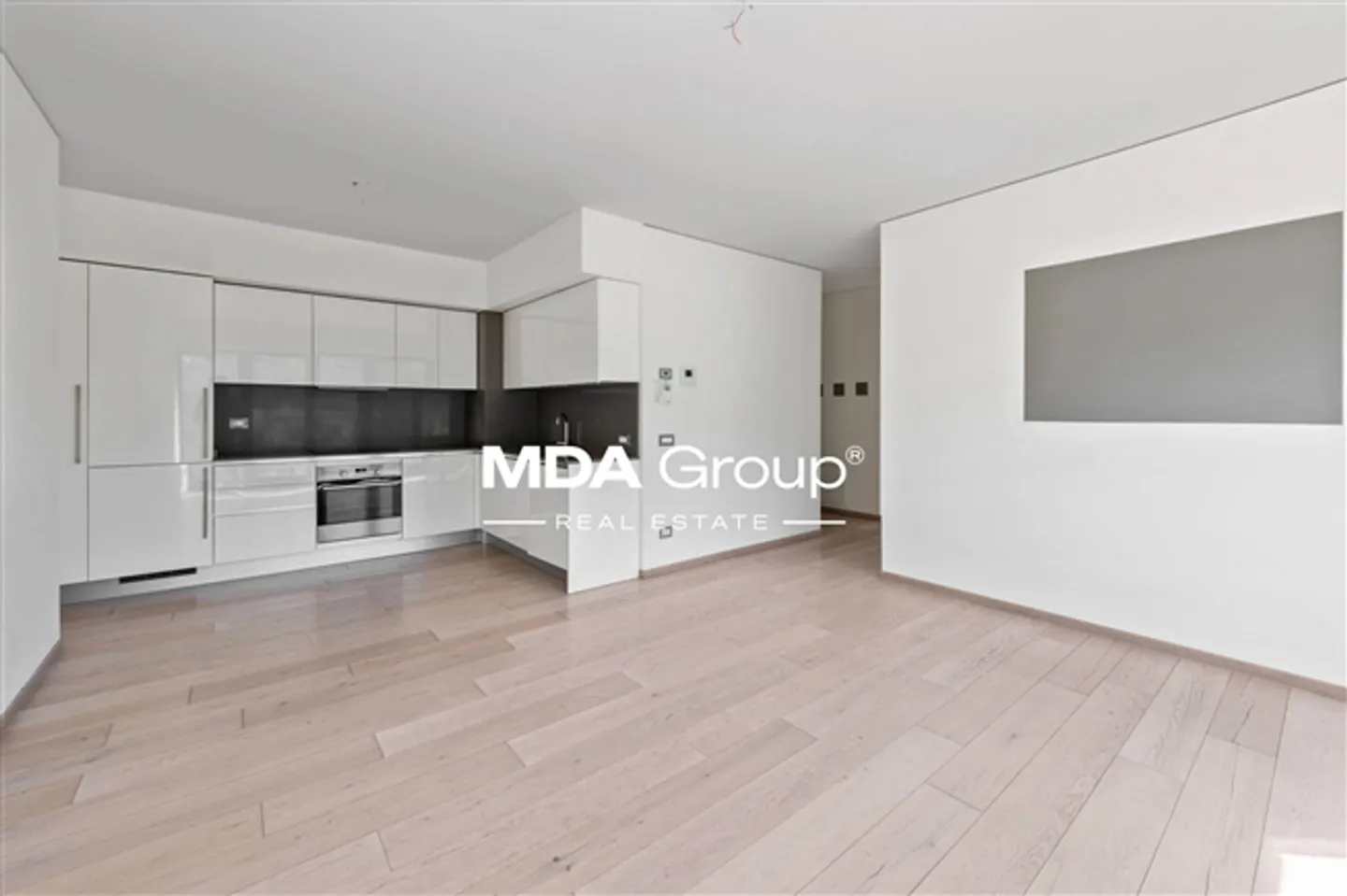 3 Room apartment - Photo 2 of 15