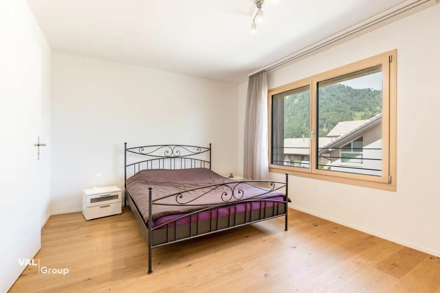 Vie moderne avec vue à Wimmis, alliant tranquillité, confort et paysage - Photo 4 sur 12