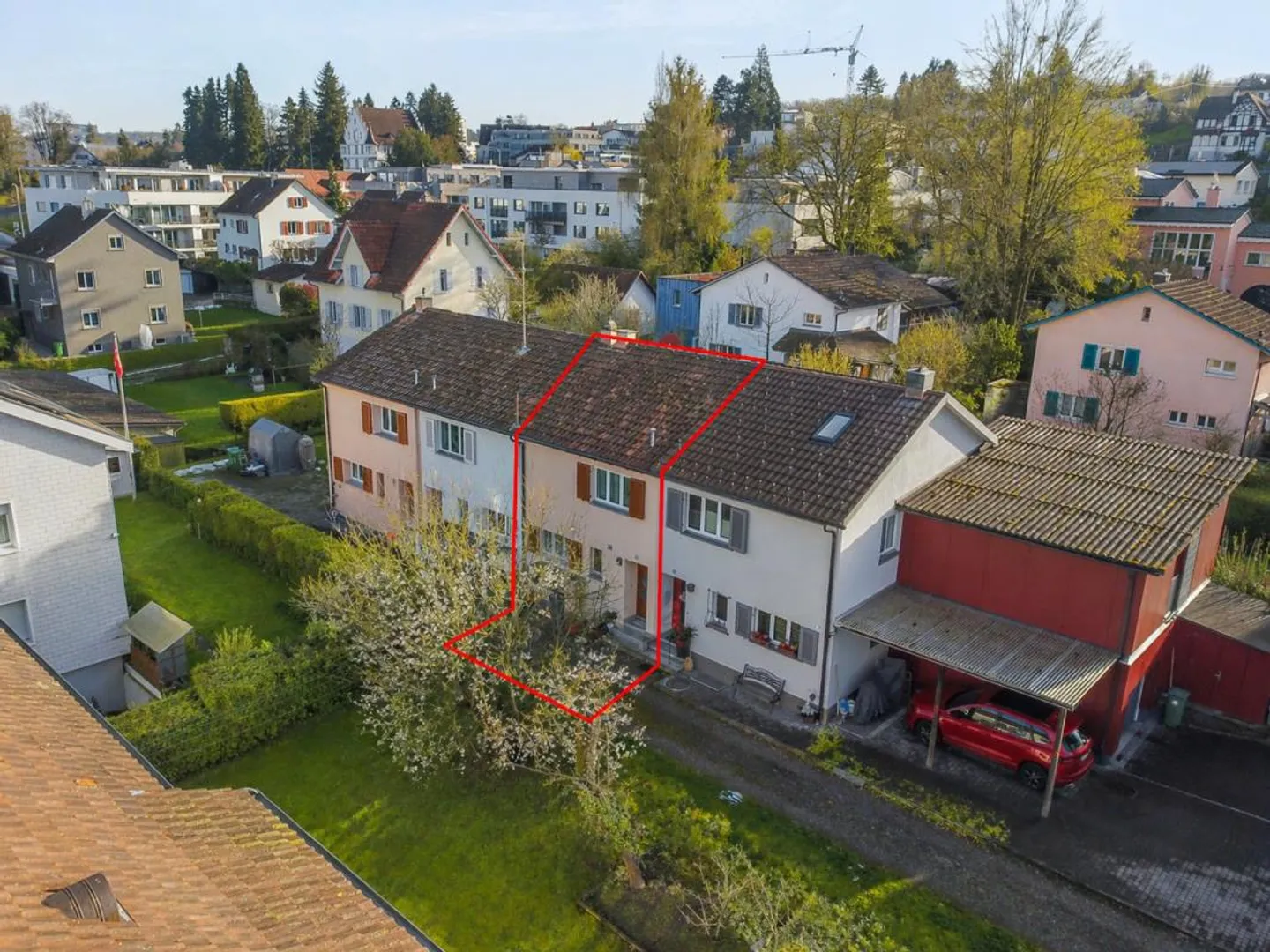 DIY enthusiasts pay attention! 4-room terraced house in Kreuzlingen - Photo 2 of 16