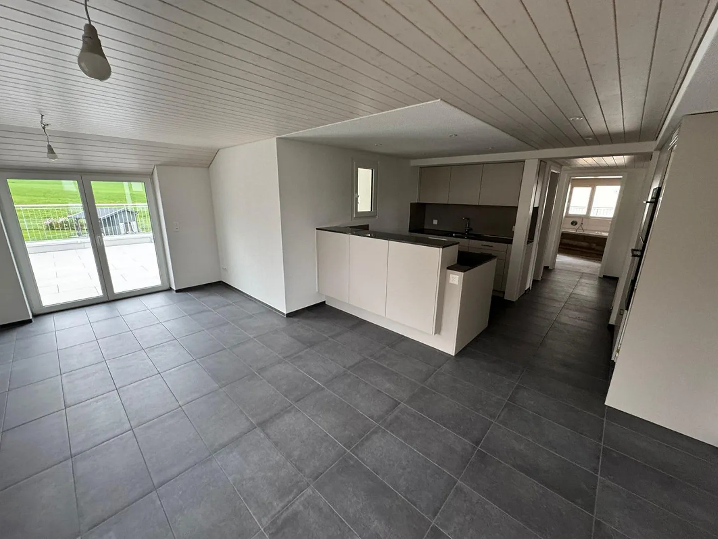 Appartement 4,5 pièces avec option commerciale - Photo 4 sur 17