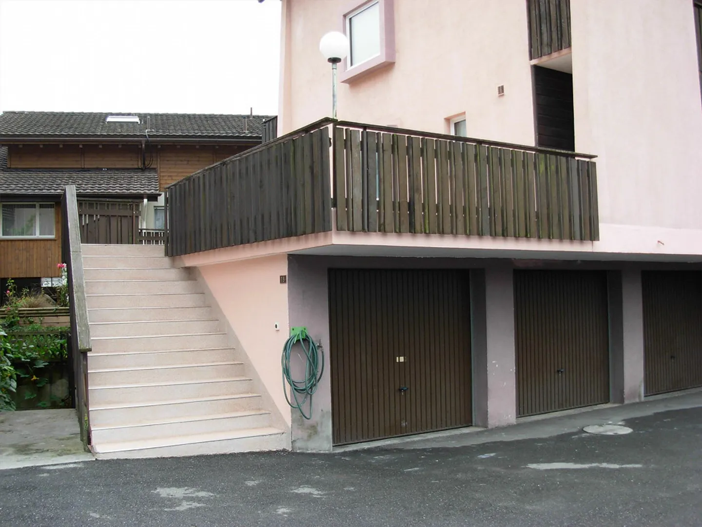 Garagenbox zu vermieten - Foto 1 von 2