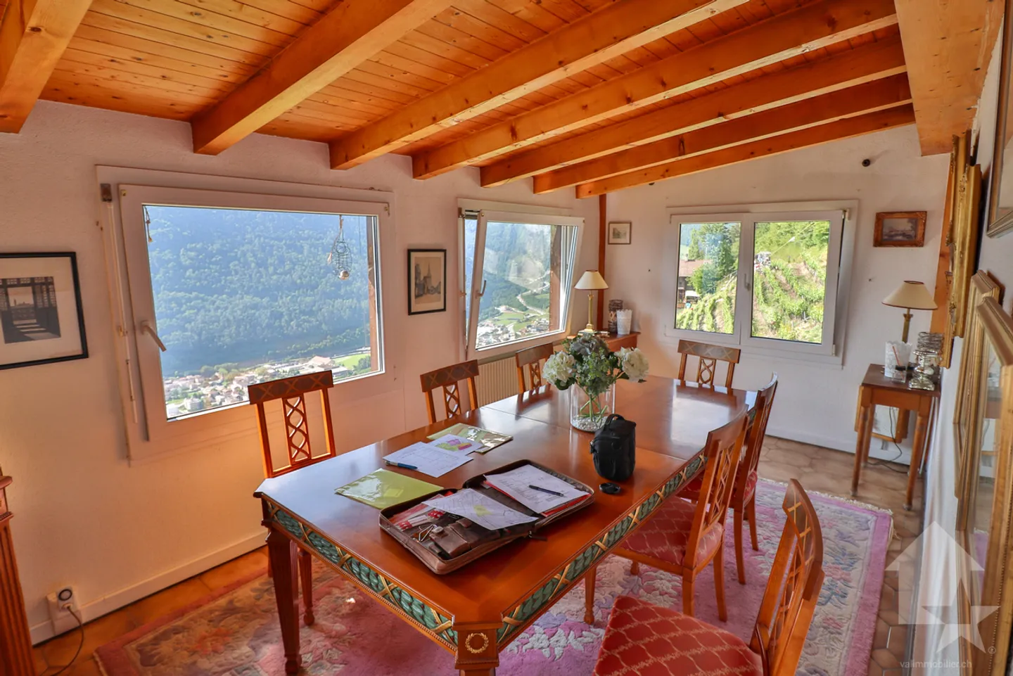 Geräumiges 11-Zimmer-Haus im Zentrum des Weinbergs von Martigny-Combe - Foto 7 von 34