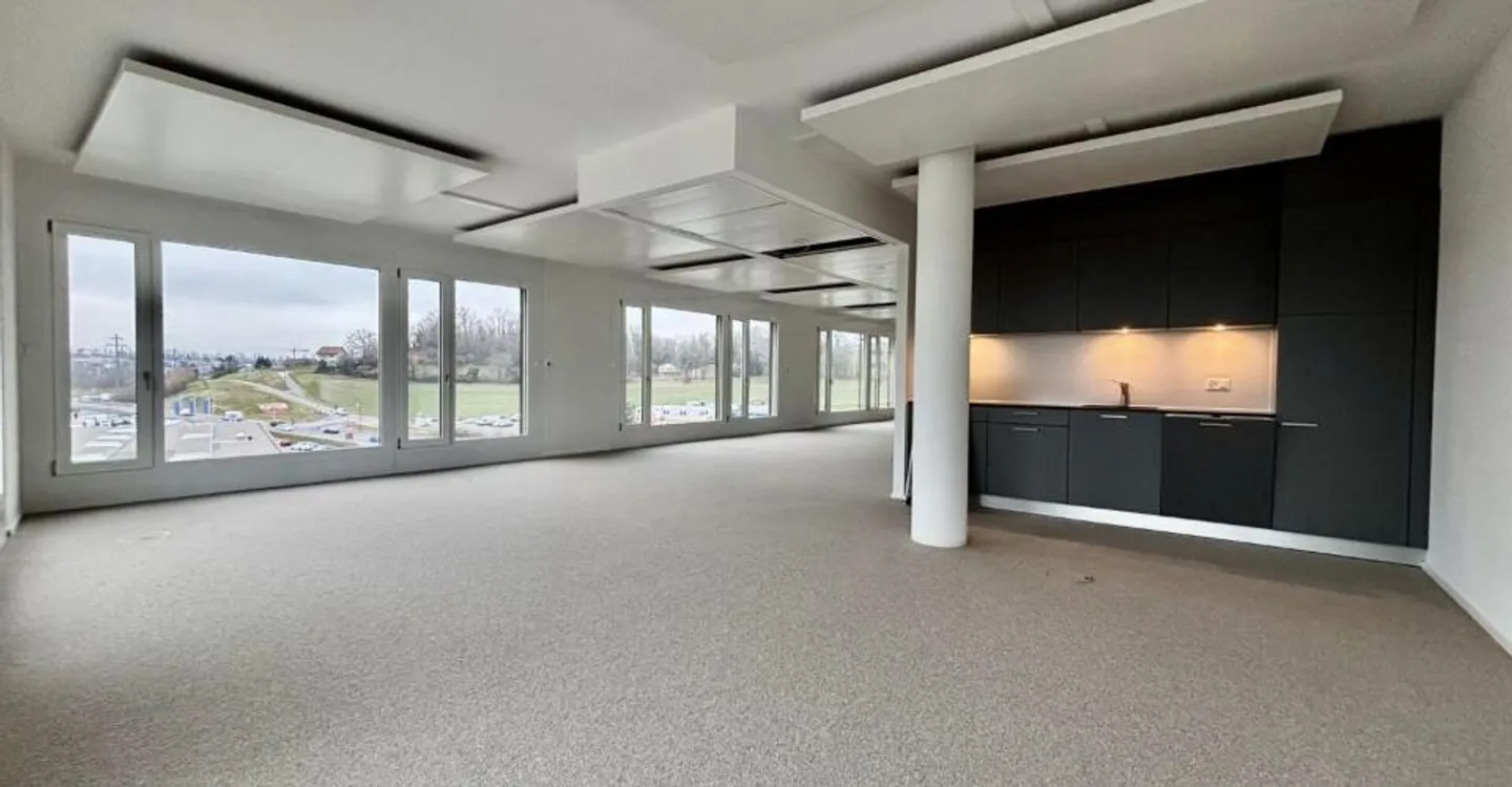 Modern Office Space in Dorigny - Photo 2 of 7