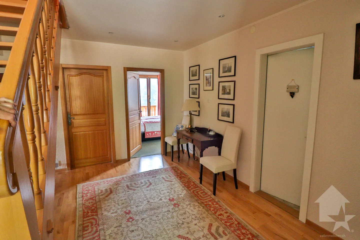 Geräumiges 11-Zimmer-Haus im Zentrum des Weinbergs von Martigny-Combe - Foto 12 von 34