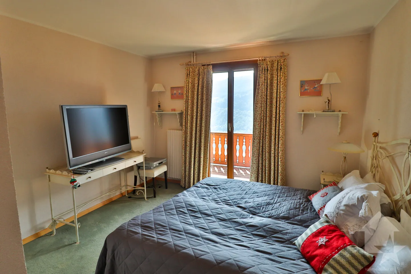 Geräumiges 11-Zimmer-Haus im Zentrum des Weinbergs von Martigny-Combe - Foto 15 von 34