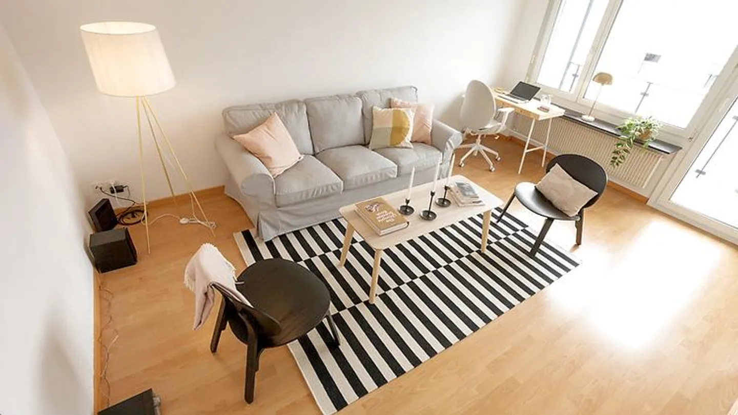 APPARTEMENT 3½ PIÈCES À DIETIKON (ZH), MEUBLÉ, TEMPORAIRE - Photo 1 sur 10
