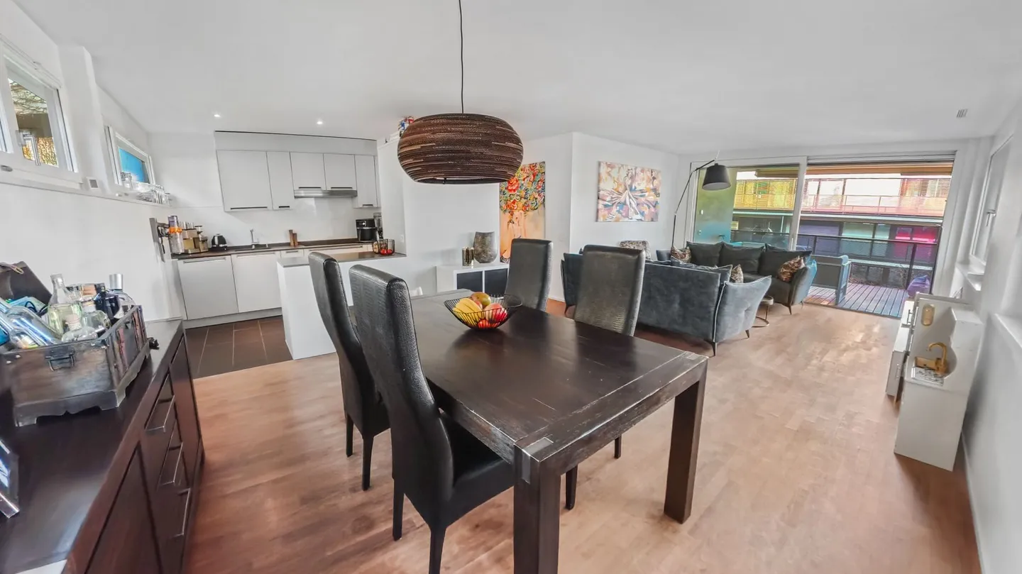 Appartement spacieux avec vue sur le lac - Photo 3 sur 12