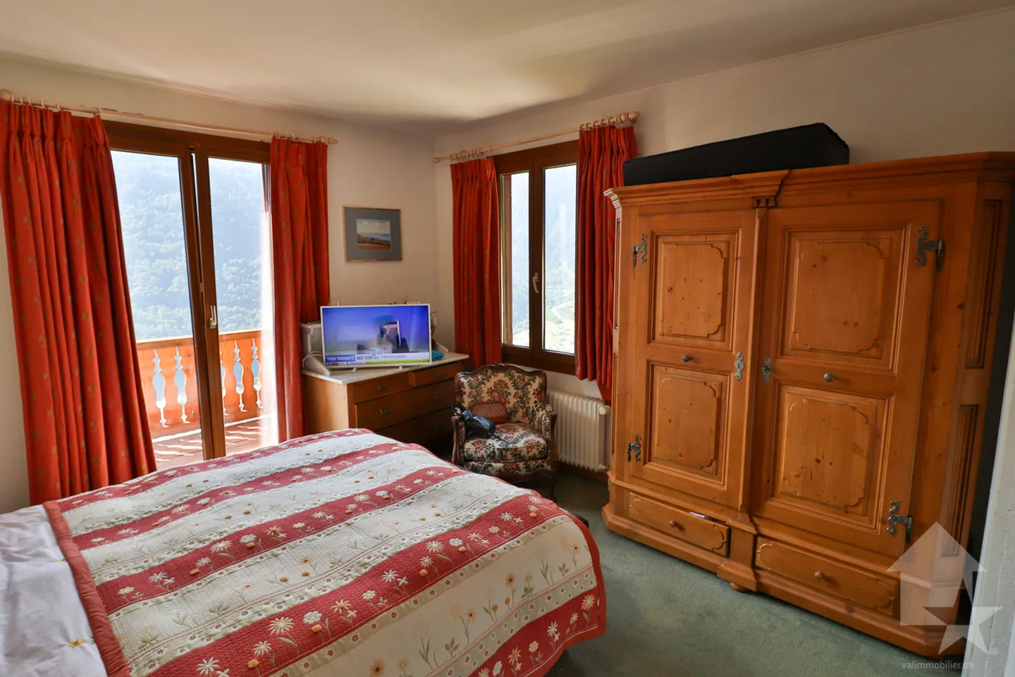 Geräumiges 11-Zimmer-Haus im Zentrum des Weinbergs von Martigny-Combe - Foto 18 von 34