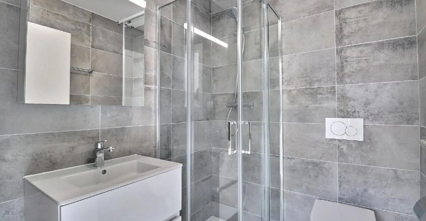 Appartement spacieux avec combles - Photo 5 sur 12