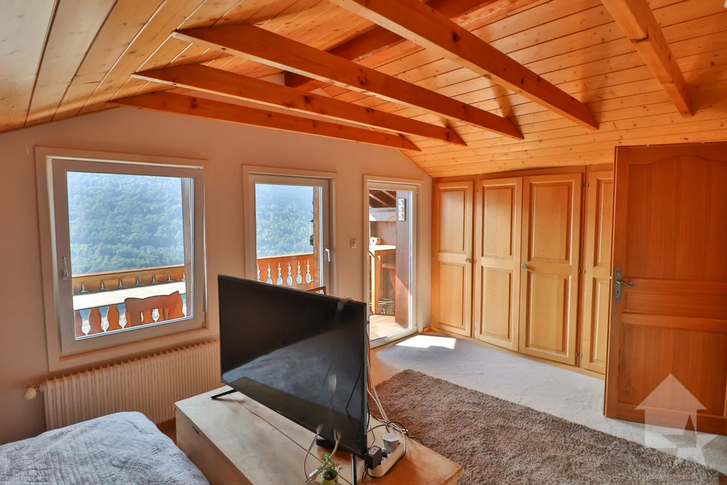 Geräumiges 11-Zimmer-Haus im Zentrum des Weinbergs von Martigny-Combe - Foto 25 von 34