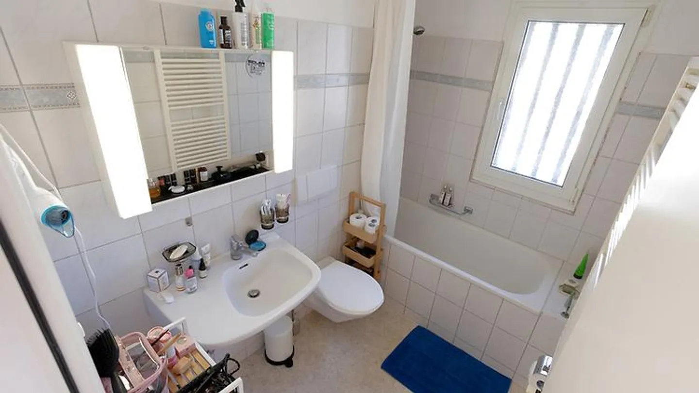 APPARTEMENT 3½ PIÈCES À DIETIKON (ZH), MEUBLÉ, TEMPORAIRE - Photo 8 sur 10