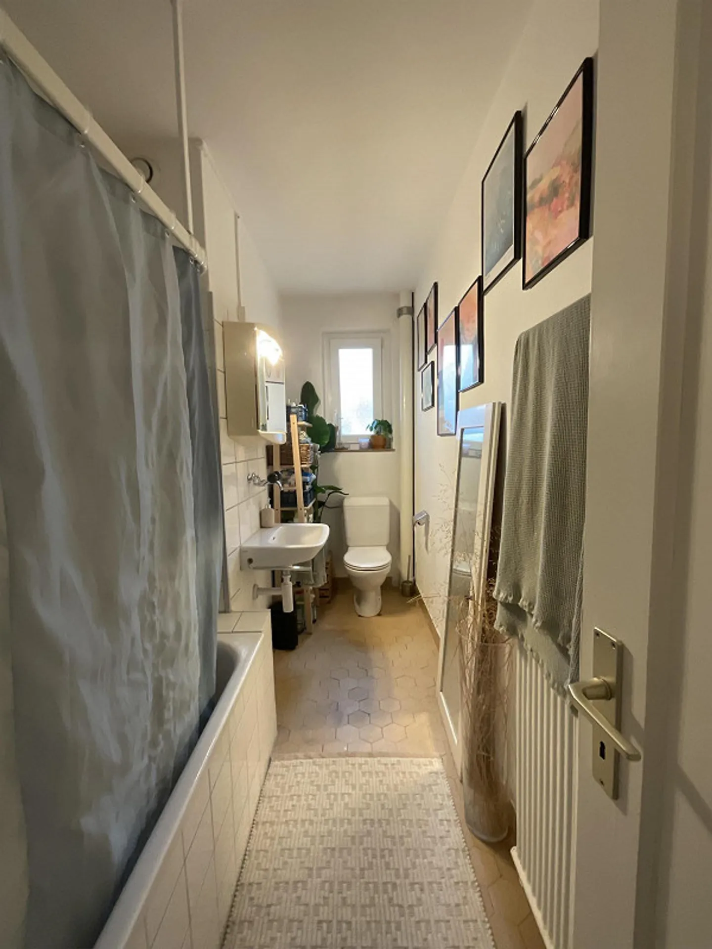 Wohnung zur Untermiete - befristet! - Foto 2 von 5