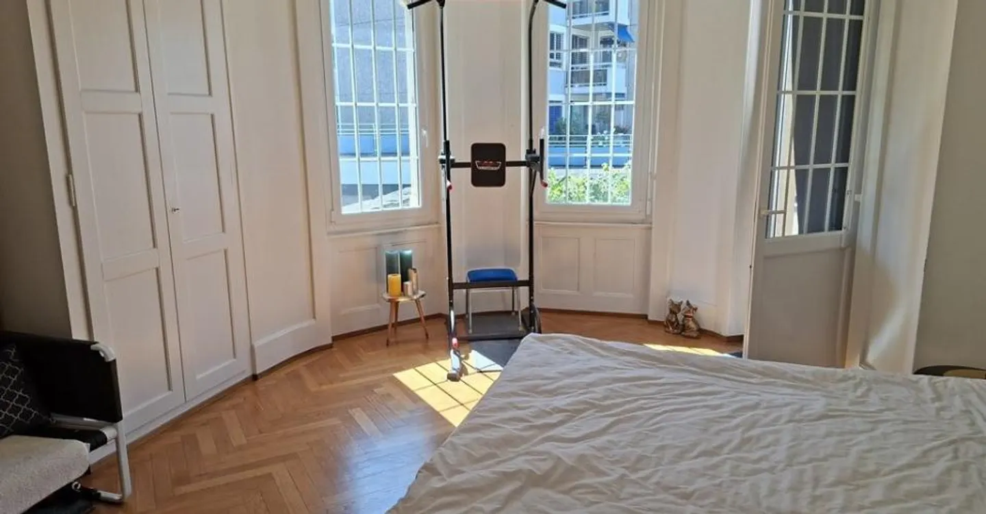 Spacieux logement de 5.5 pièces à Payerne - Foto 3 di 6
