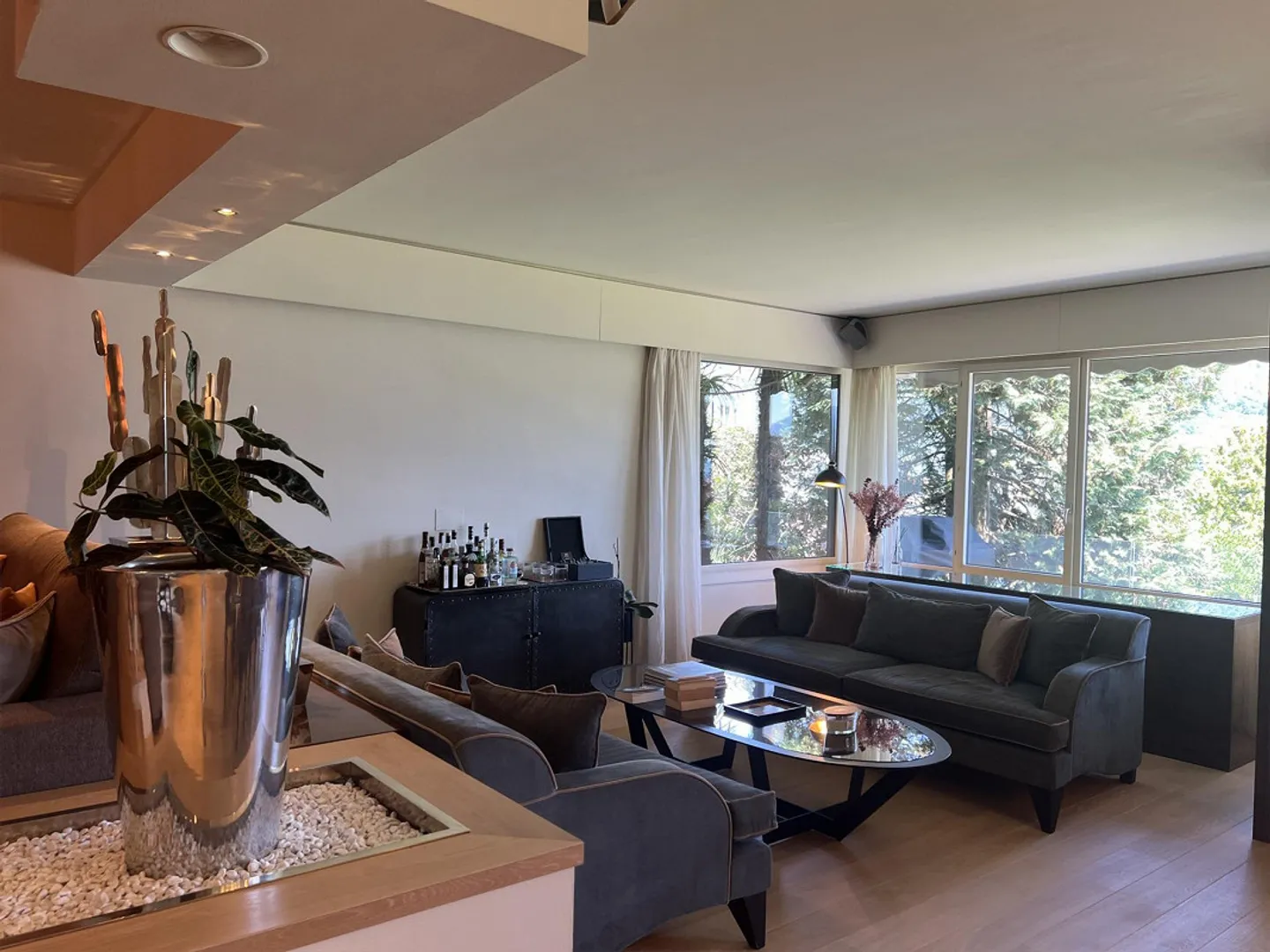 LUXURIÖSE VILLA IN PRIVILEGIERTER LAGE - Foto 4 von 13