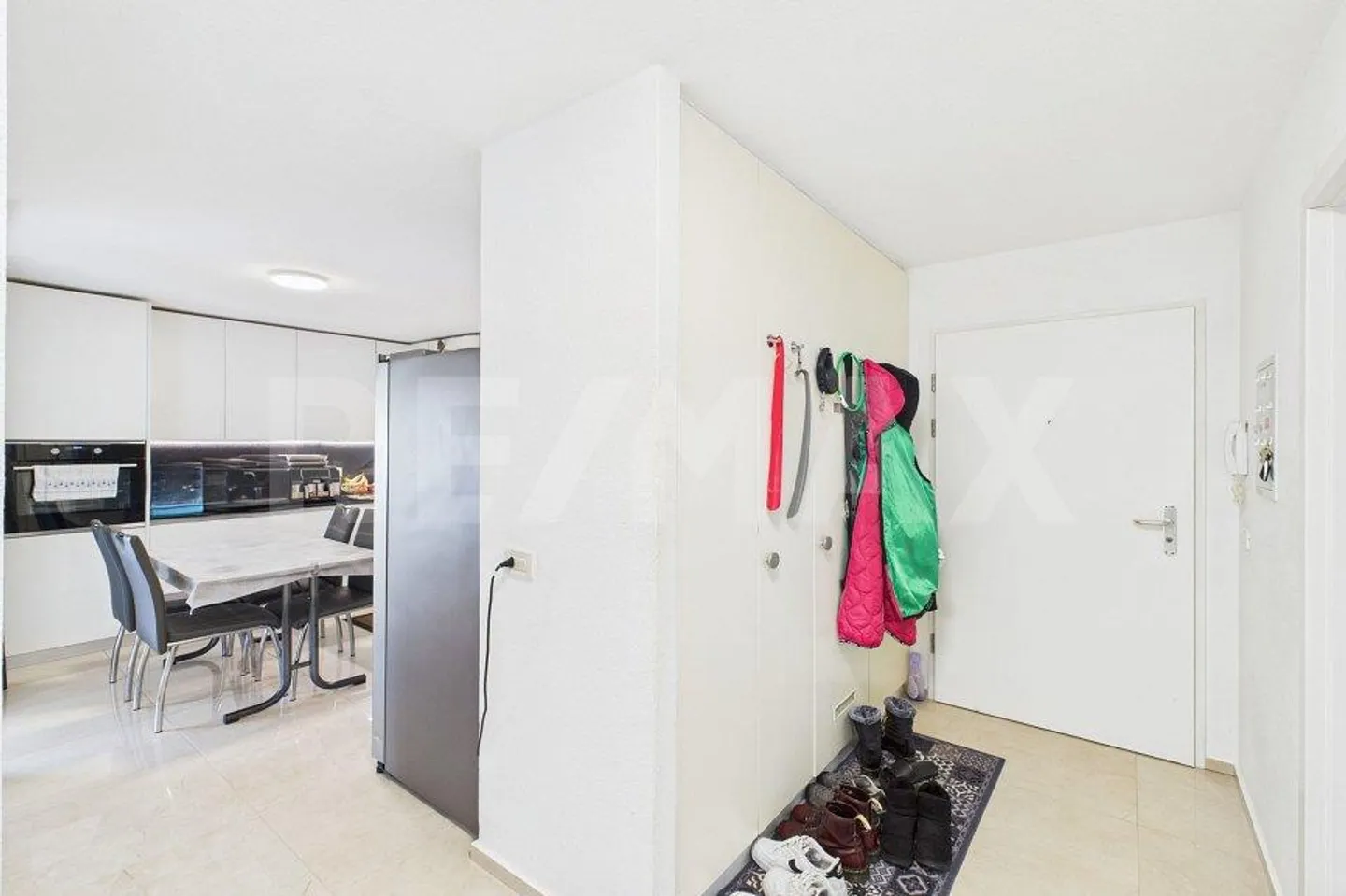 Elegant 4½ Room Apartment - Photo 4 of 13