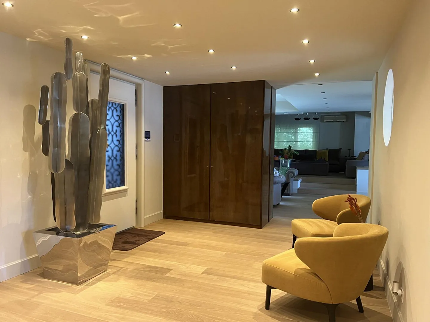 LUXURIÖSE VILLA IN PRIVILEGIERTER LAGE - Foto 11 von 13