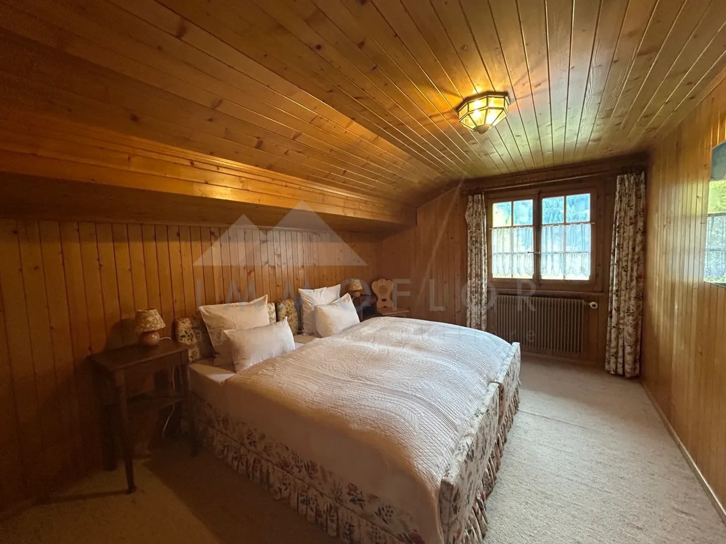 Charming Individual Chalet - Photo 8 of 13