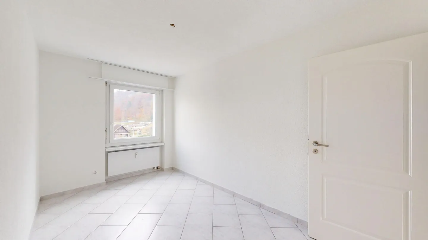 Appartamento 5.5 stanze modernizzato in posizione verde - pronto per essere occupato - Foto 7 di 15