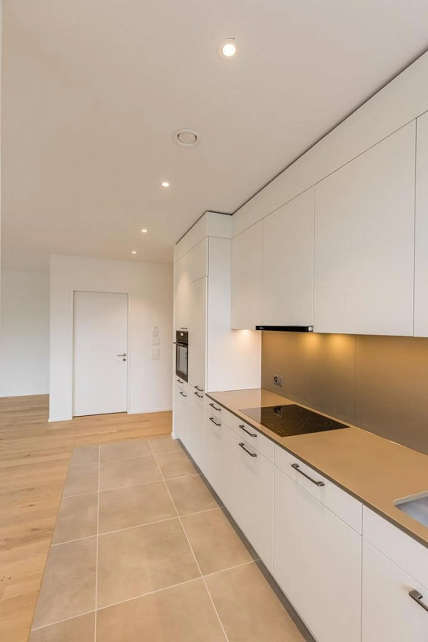 Vivere centrale al piano terra a Baden - Foto 5 di 11