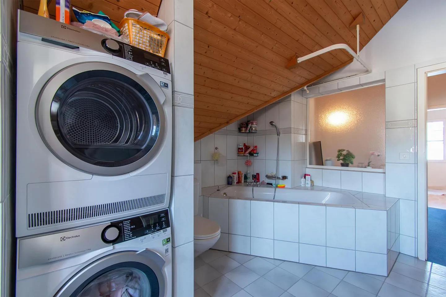 Attractive 5.5 Room Maisonette Apartment with Balcony - Photo 14 of 23