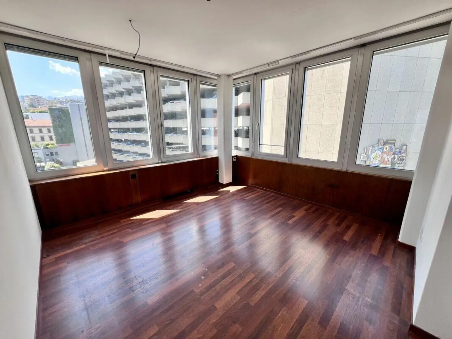 Office in city center - Photo 4 of 5