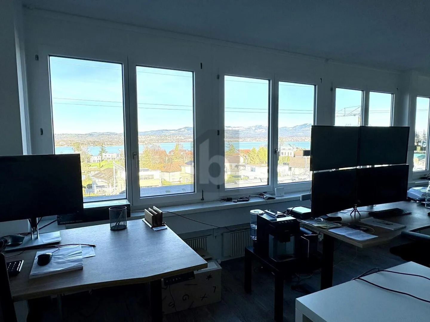 Repräsentatives Büro mit Seesicht - Foto 4 von 5
