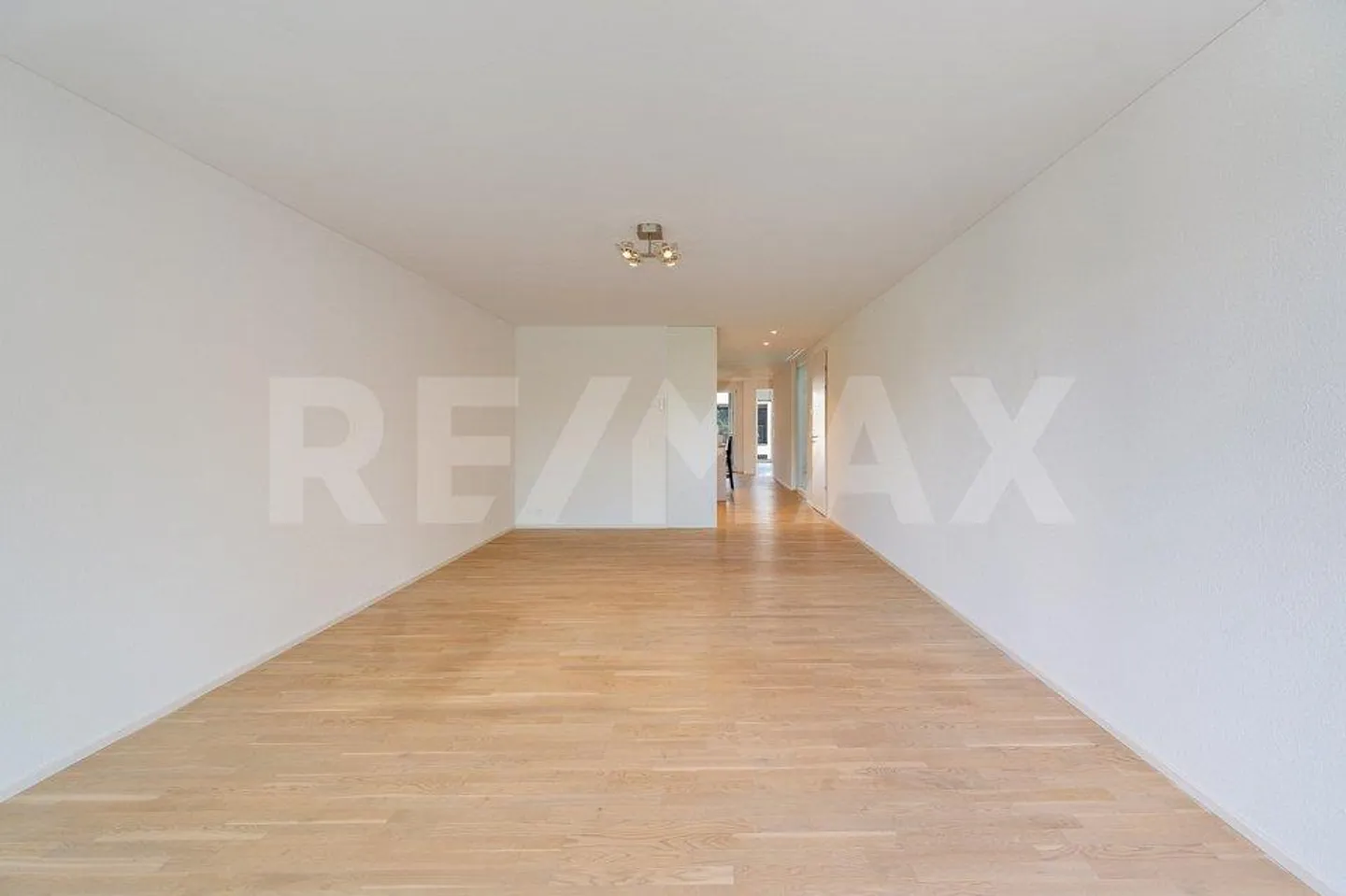 Appartement 3.5 pièces presque neuf dans un emplacement de choix avec beaucoup d'espaces extérieurs - Photo 10 sur 11