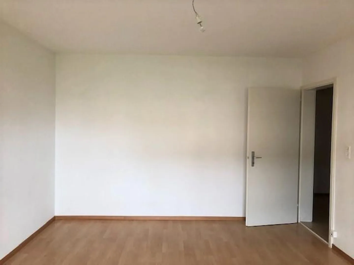 BEAUTIFUL APARTMENT FOR PURCHASE - Photo 5 of 6