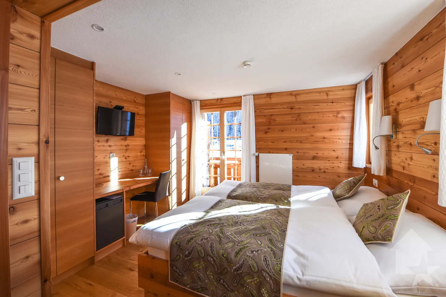 Charming 3-star hotel-restaurant fully renovated - Photo 10 of 18