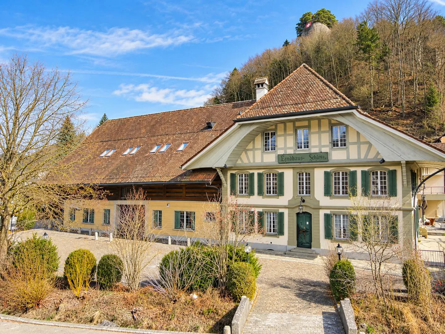 Spacious. Charming. Special. - 4.5-Room Apartment in Krauchthal - Photo 12 of 13