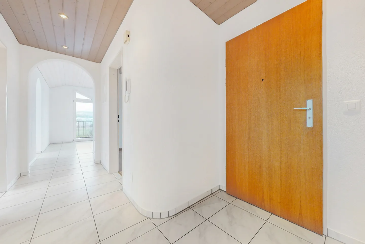 Ruhige, kuschelige Dachwohnung - Photo 10 of 13