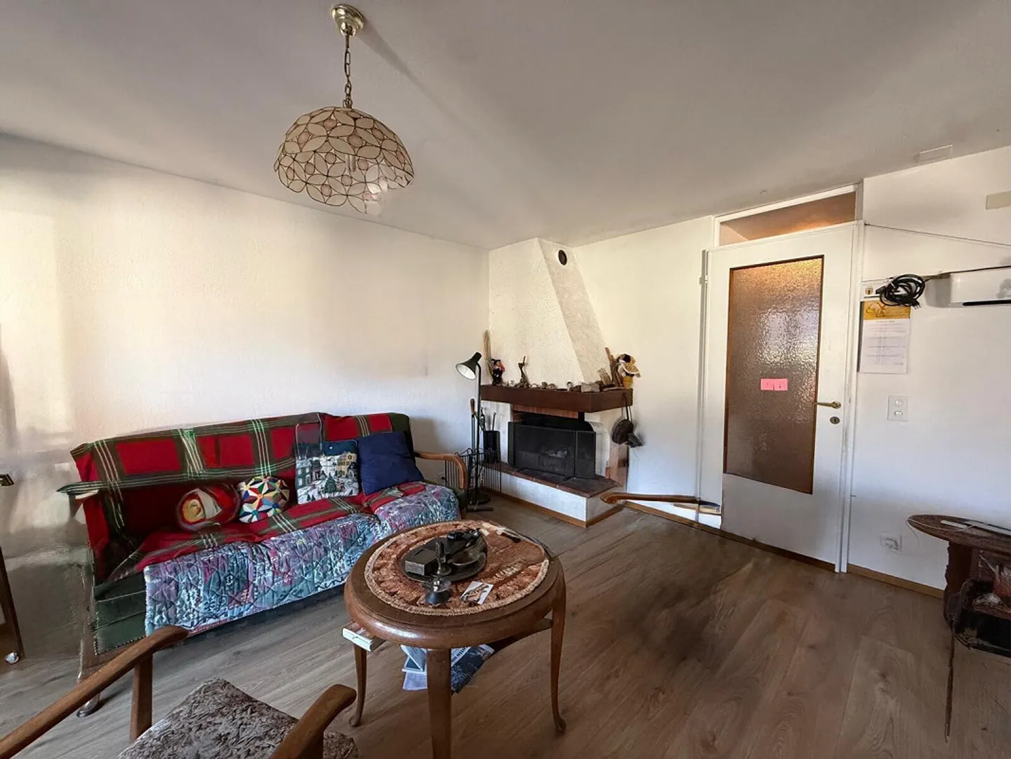 Welcoming Villa with 2 Terraces and Garden in Arogno - Photo 3 of 8