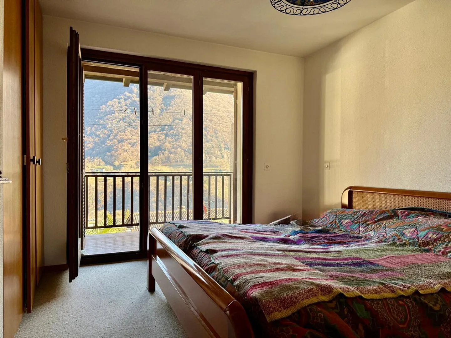 Welcoming Villa with 2 Terraces and Garden in Arogno - Photo 5 of 8