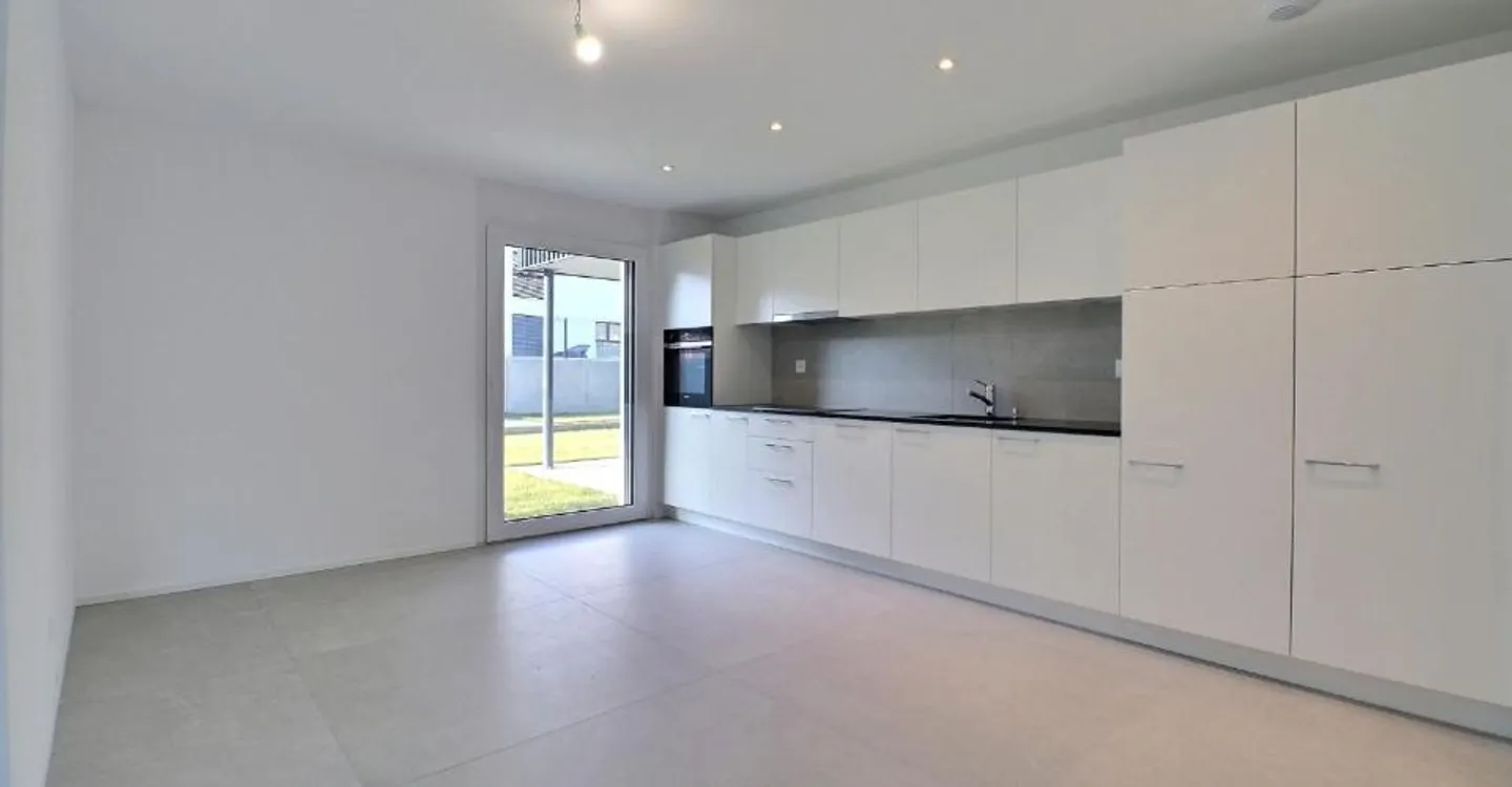 Magnificent 3.5-room apartment with garden in Moudon - Photo 2 of 12