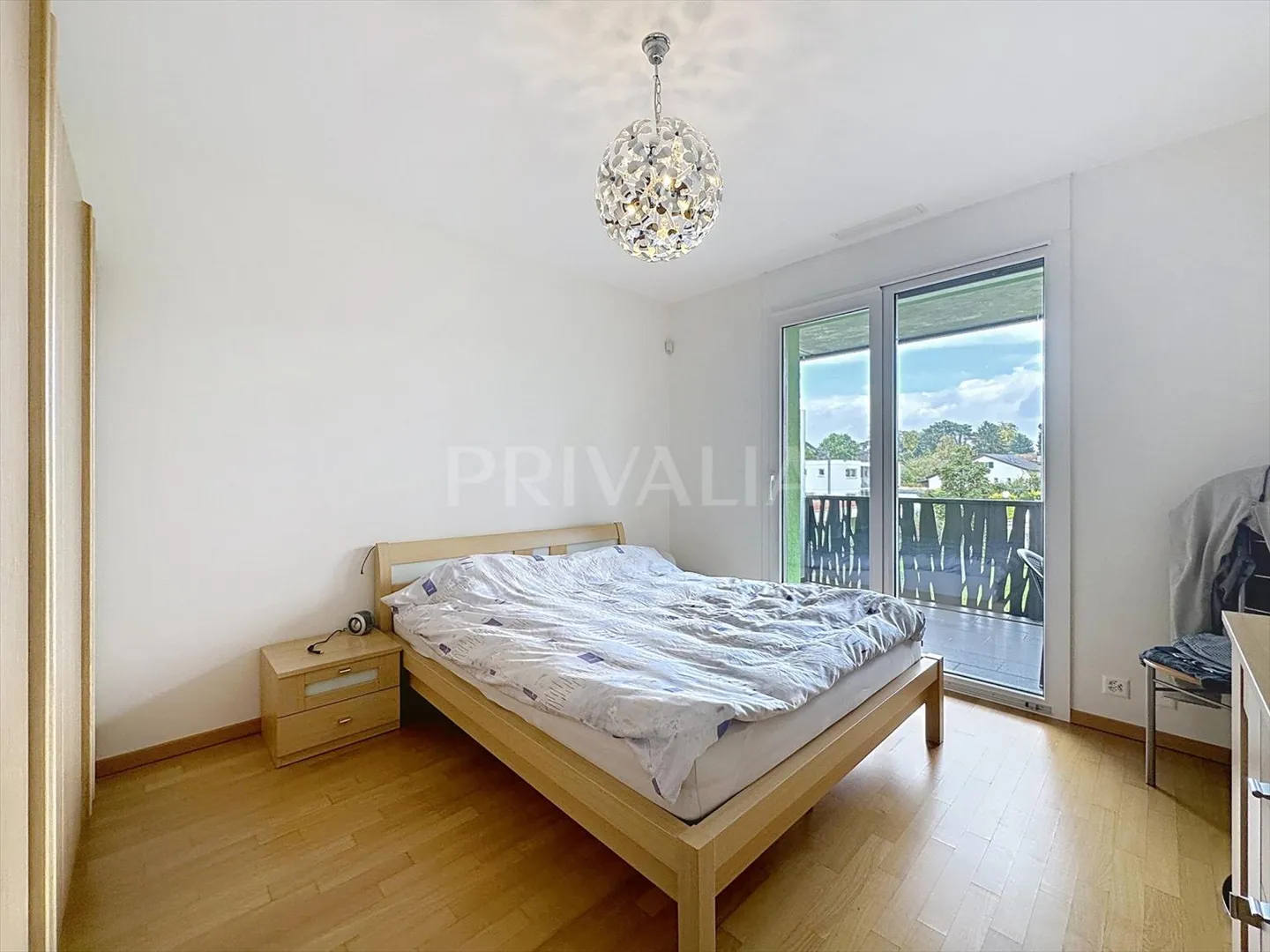 Schönes durchgehendes Apartment mit freier Sicht - Foto 3 di 9