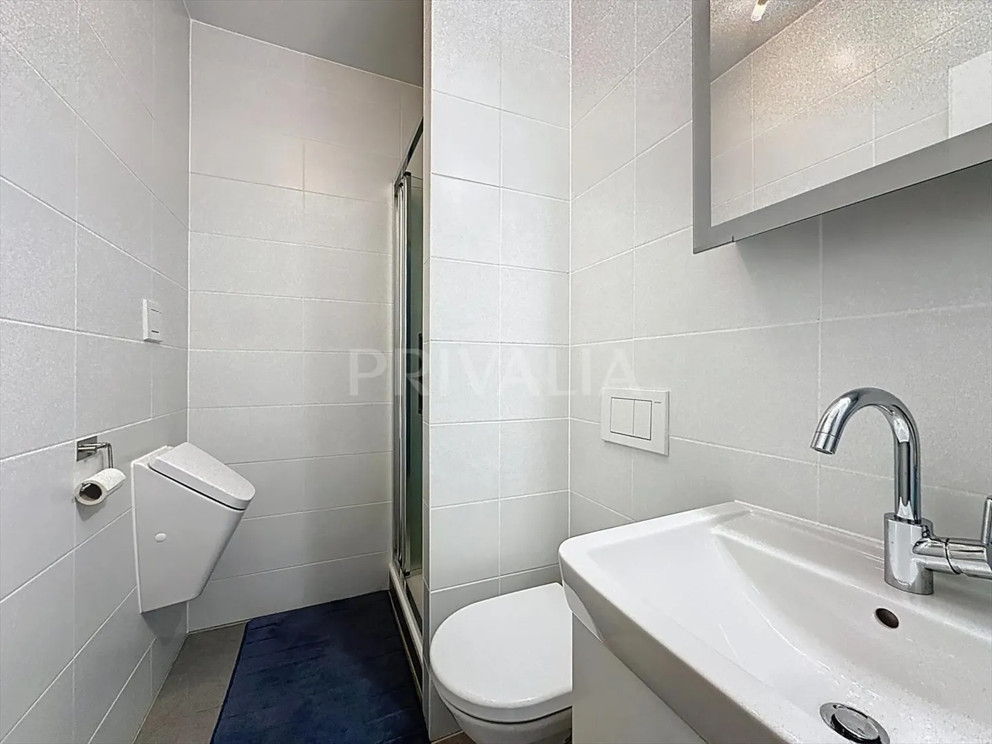 Schönes durchgehendes Apartment mit freier Sicht - Foto 6 di 9
