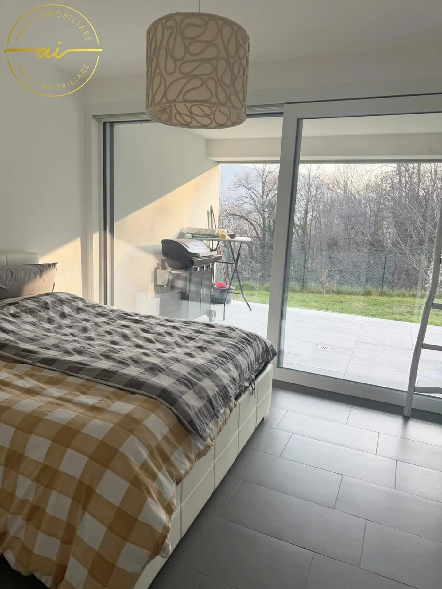 MODERN 2.5 ZIMMER MIT GARTEN UND TERRASSE IN PEDRINATE - Foto 5 von 5