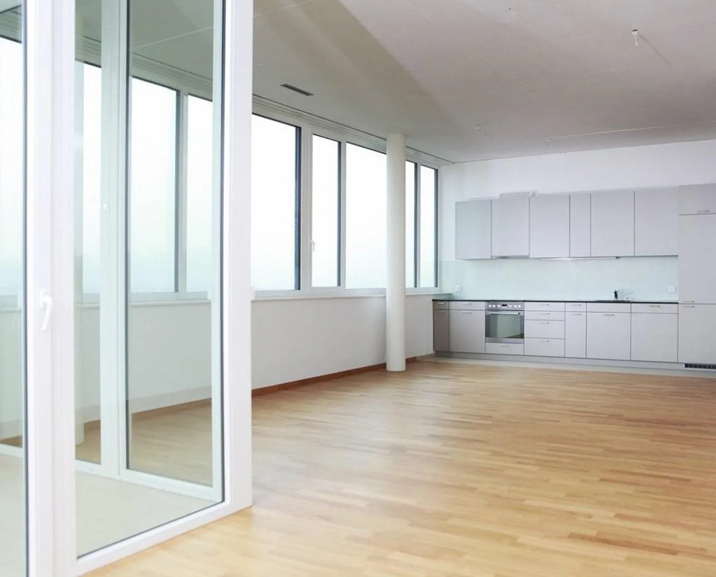 Your Apartment - Your Paradise - Photo 2 of 7