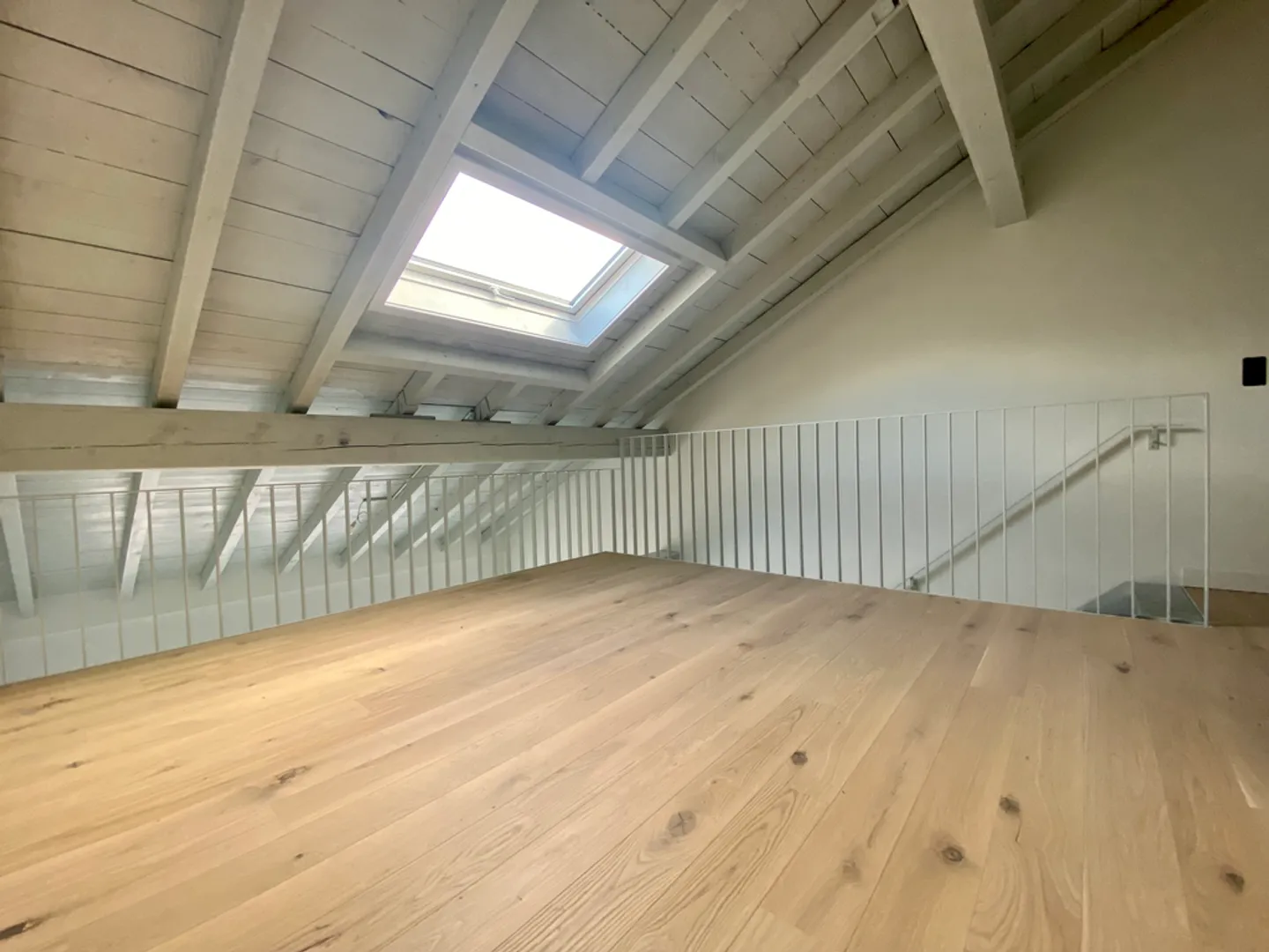 Loft di 2,5 stanze all'ultimo piano nel centro di Losanna - Foto 4 di 6
