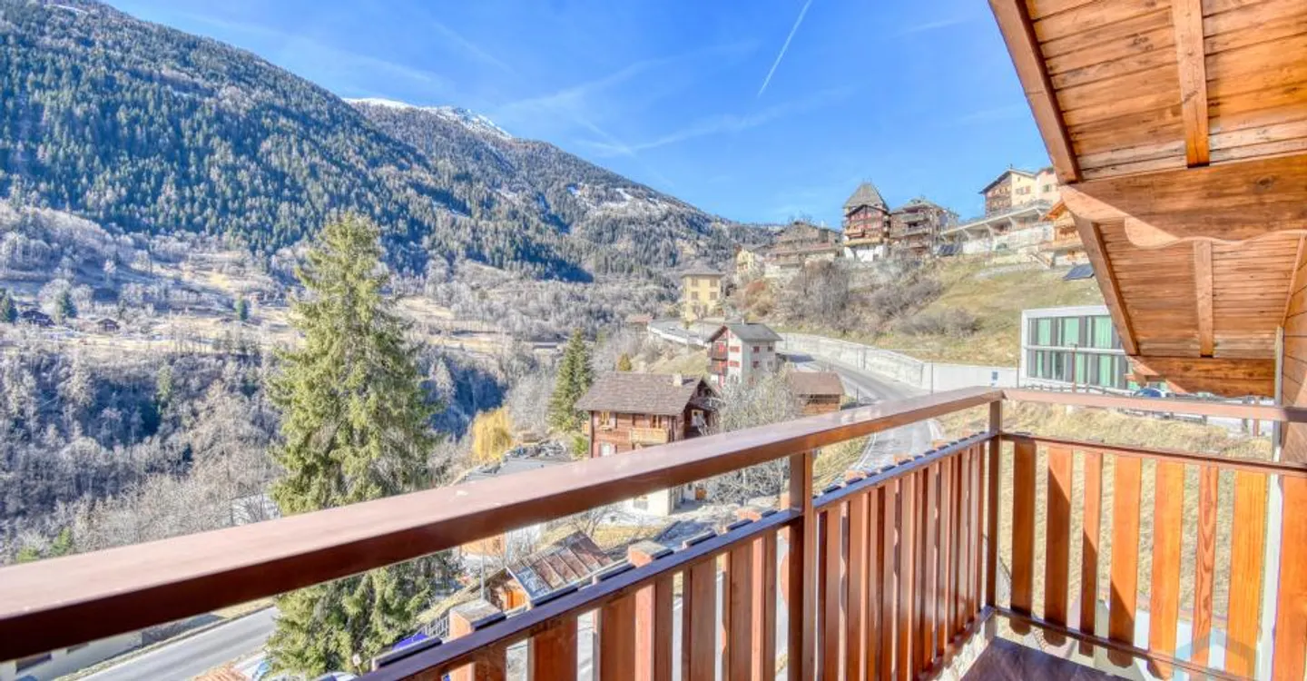 Zu vermieten Schönes renoviertes 3½-Zimmer-Apartment im obersten Stockwerk - Foto 7 von 10